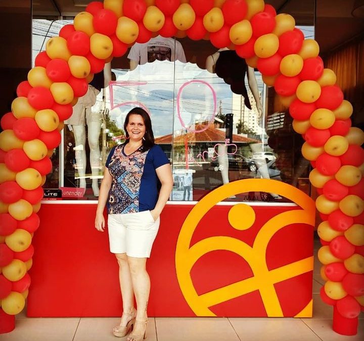 Edi veste blusa Alvha R$41,90 e short sarja …